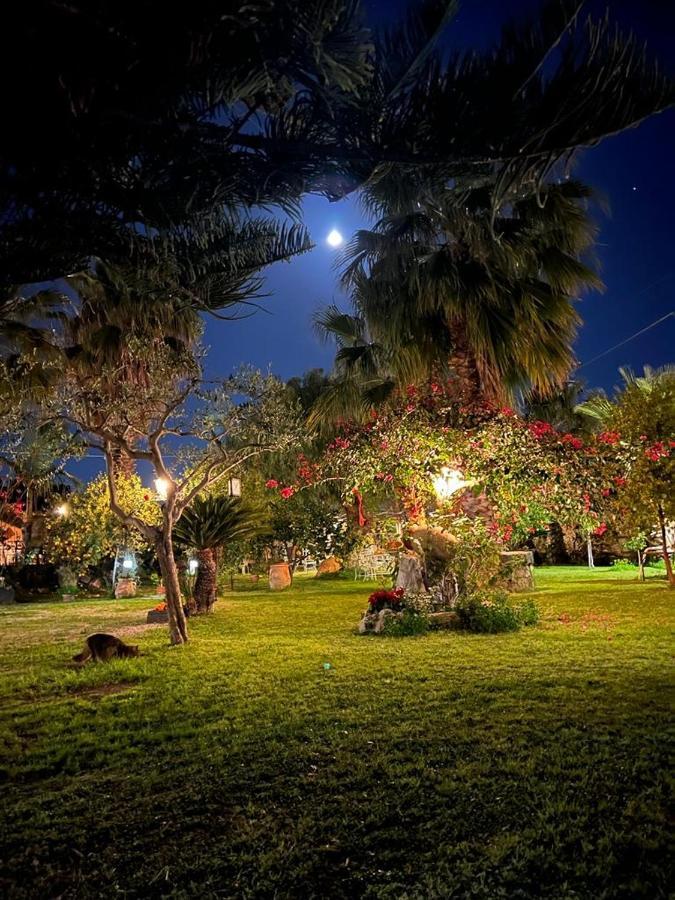 La Capanna Di Giuseppe E Maria Bed & Breakfast Taormina Dış mekan fotoğraf