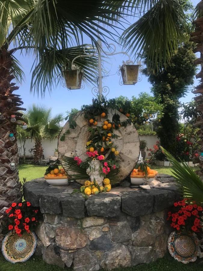 La Capanna Di Giuseppe E Maria Bed & Breakfast Taormina Dış mekan fotoğraf