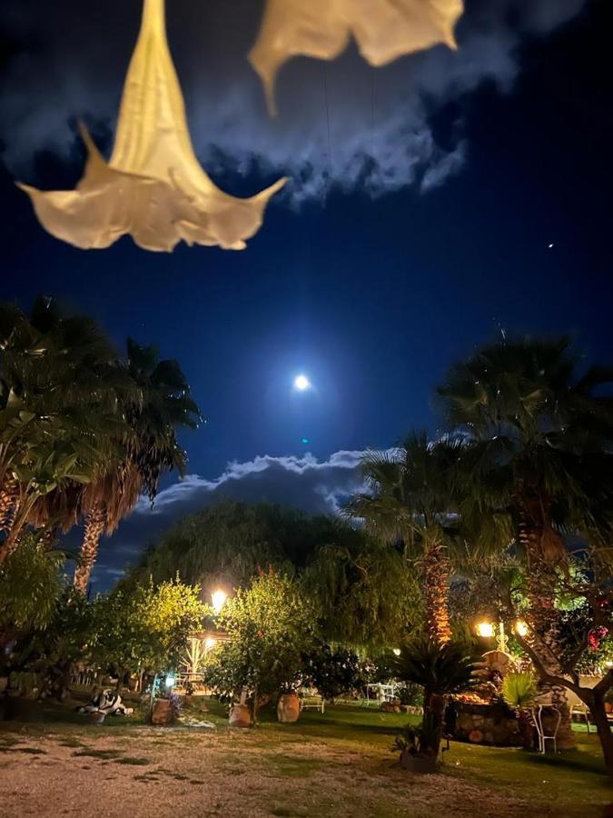 La Capanna Di Giuseppe E Maria Bed & Breakfast Taormina Dış mekan fotoğraf