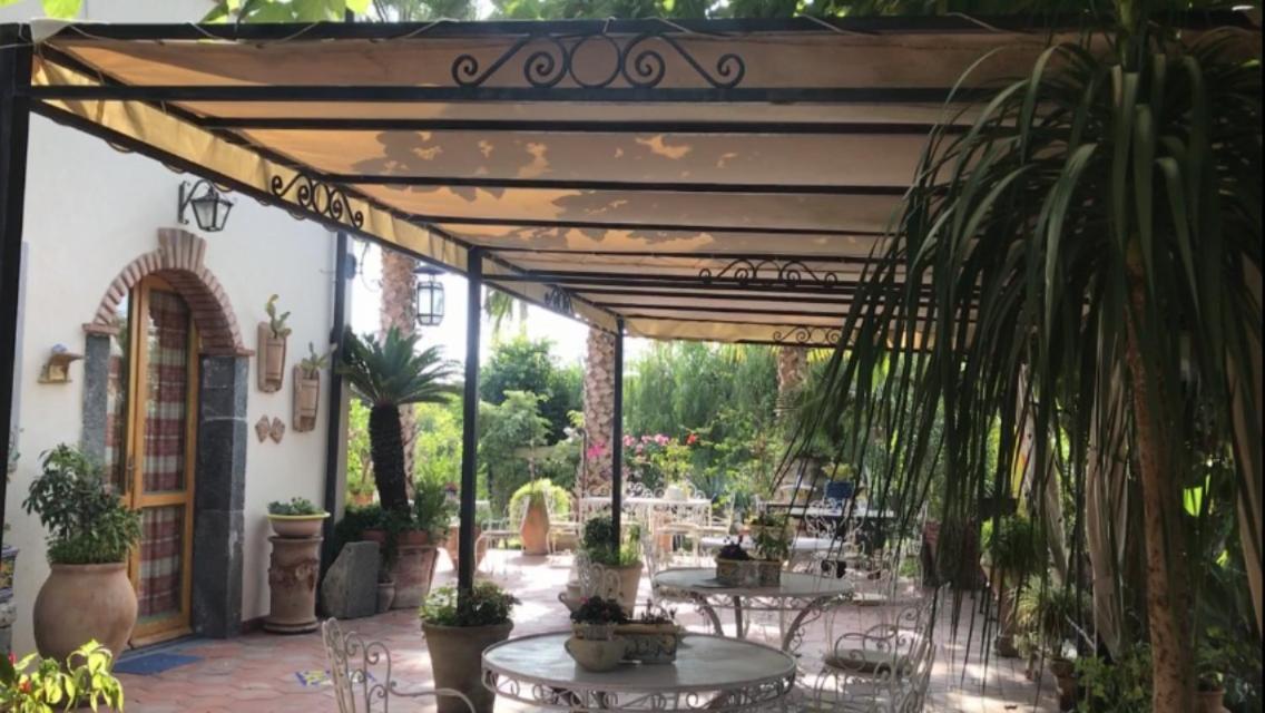 La Capanna Di Giuseppe E Maria Bed & Breakfast Taormina Dış mekan fotoğraf